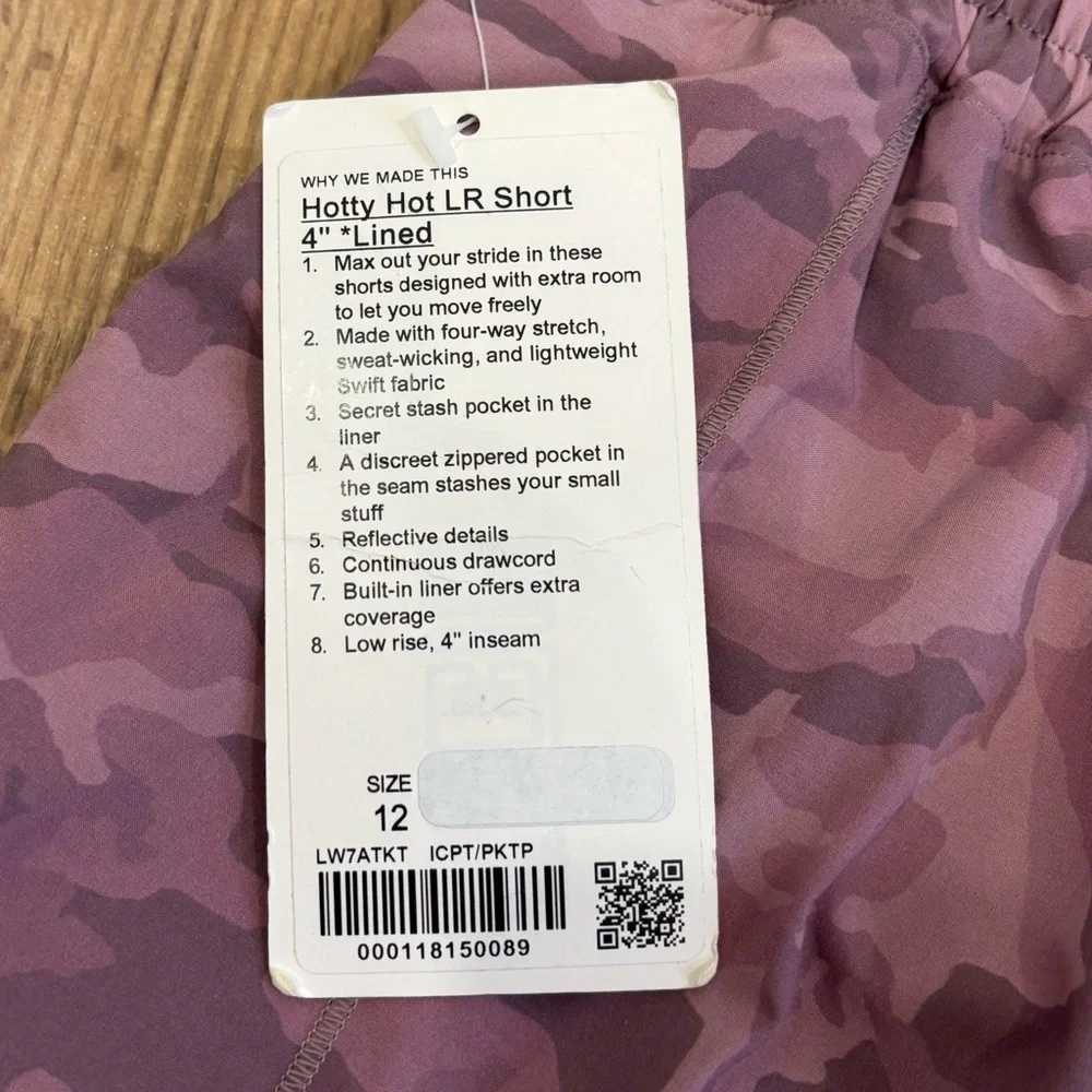 NWT Lululemon Hotty Hot Low Rise Shorts 4